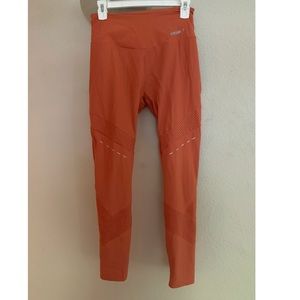 Gym shark orange seamless leggings